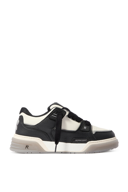 Studio Sneakers