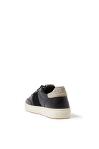 Davis Sneakers