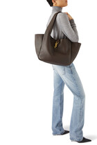 Le 5 À 7 Bea Leather Bag