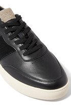 Davis Sneakers