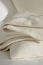 Manon Throw