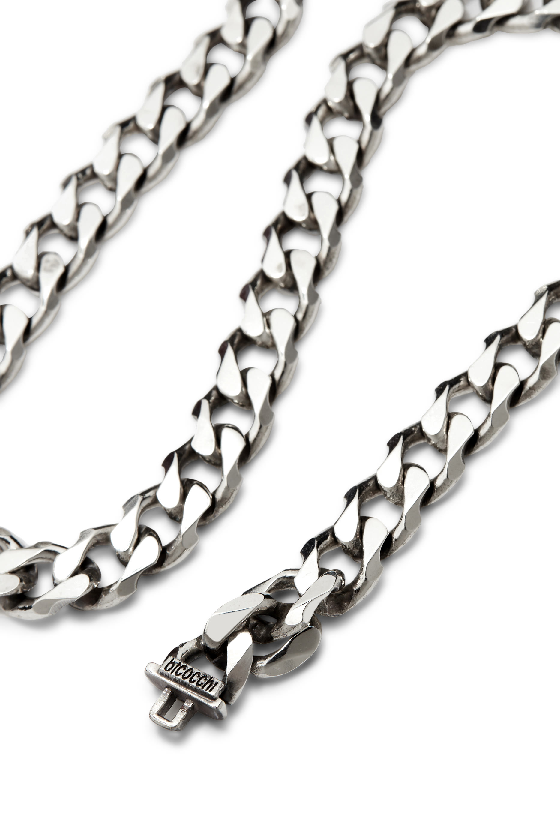 Thick Necklace Skull Clasp