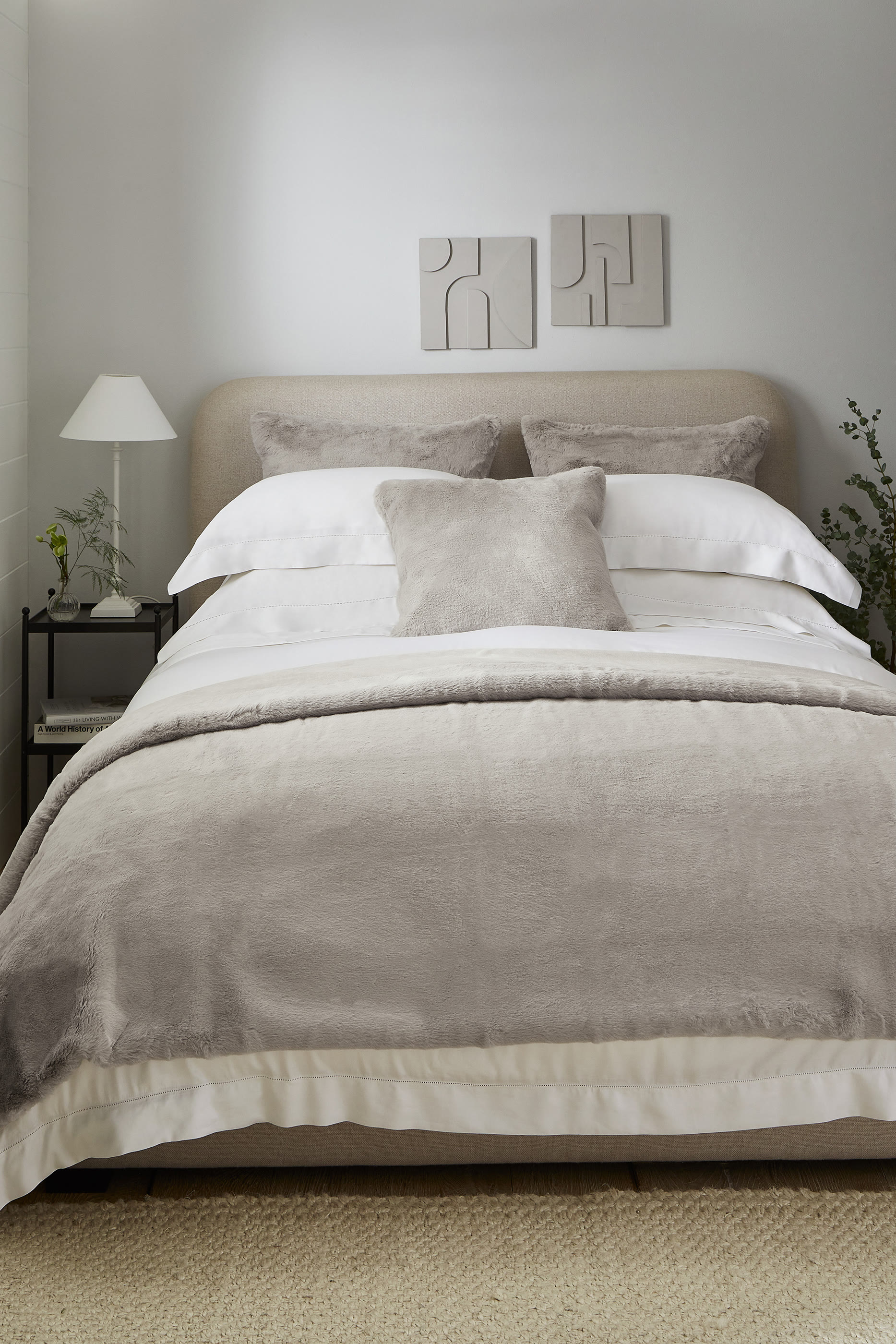 Super Soft Faux Fur Throw