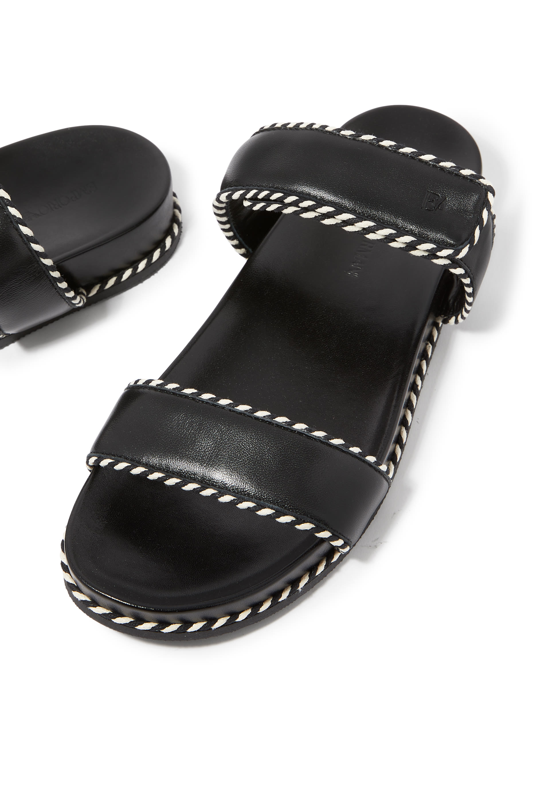 Nappa-Leather Strap and Two-Tone Edges Sandals