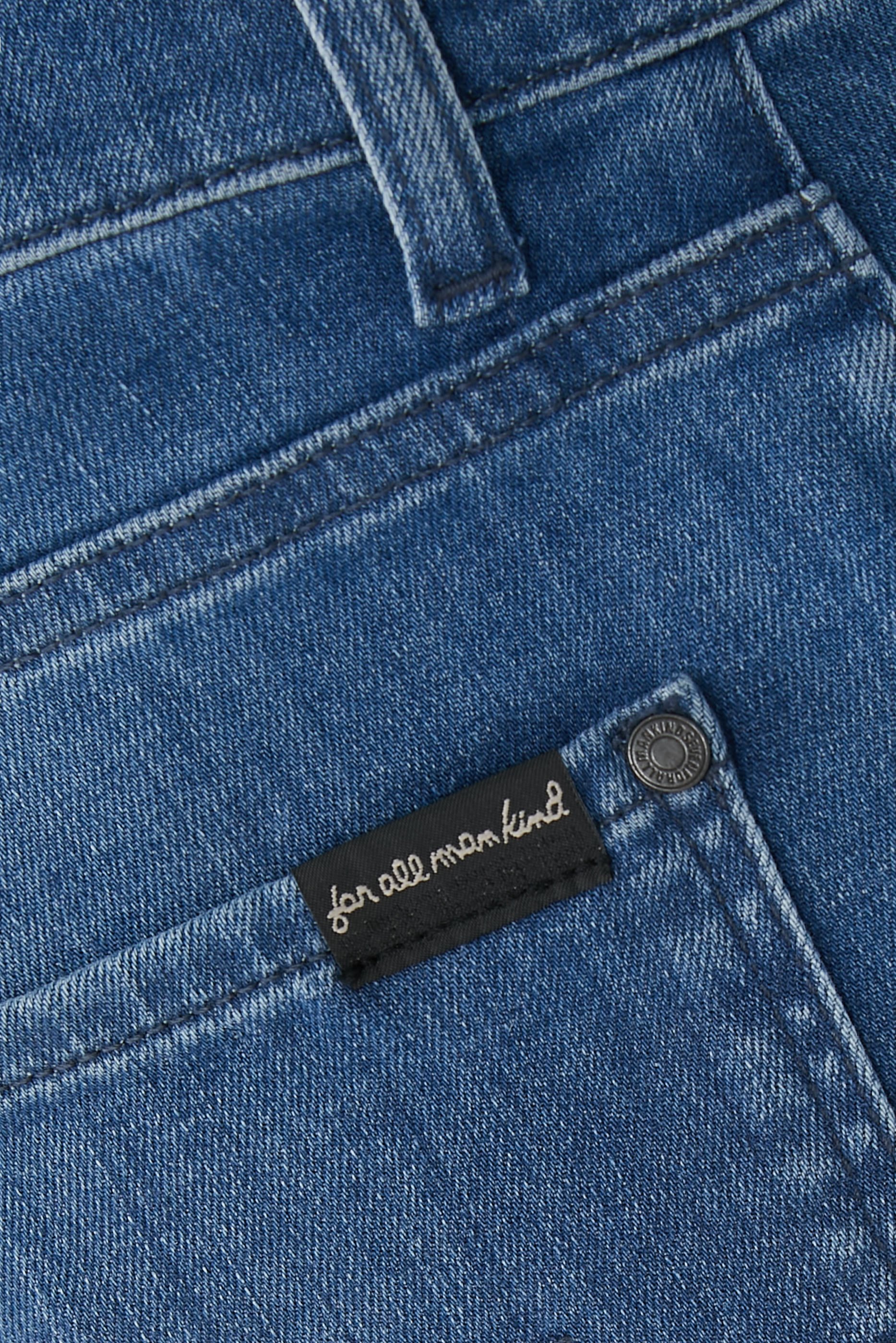  Slimmy Tapered Luxe Performance Jeans