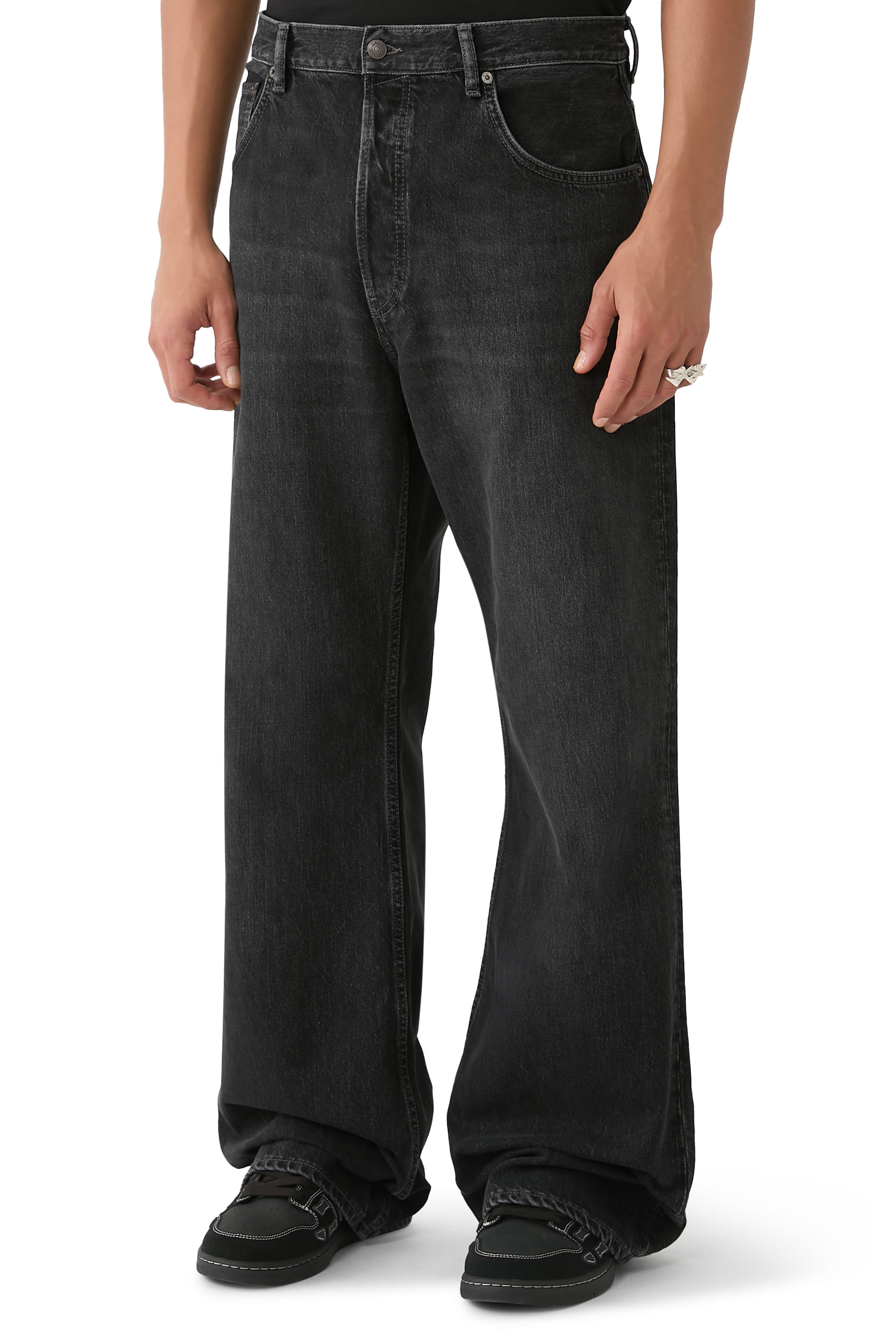 2021M Loose Fit Jeans