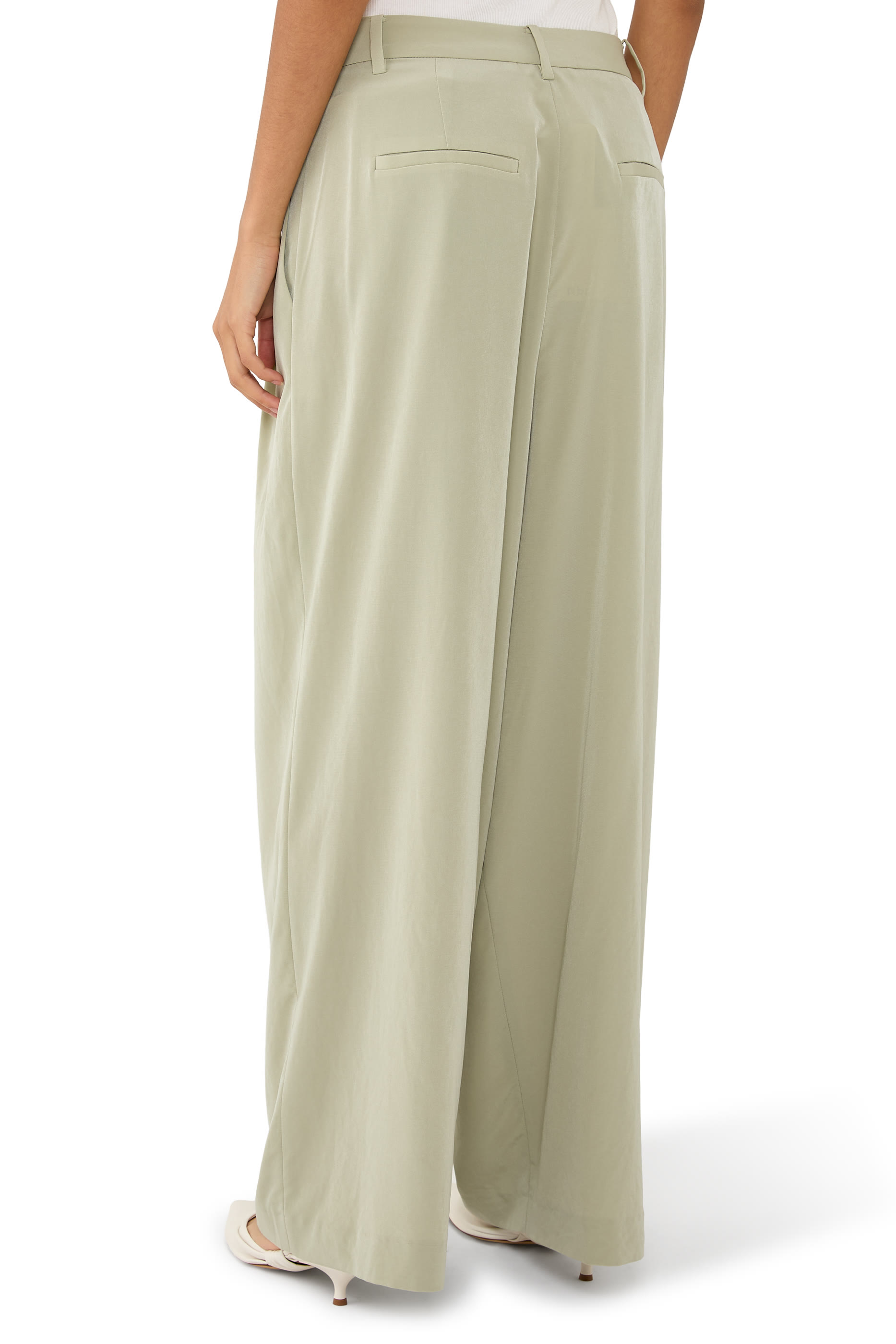  Relaxed Suiting Triple Pleat Pants