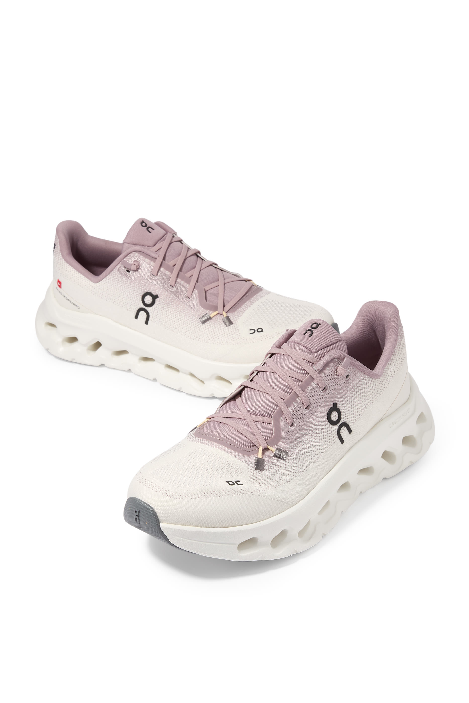 Women Cloudtilt Sneakers