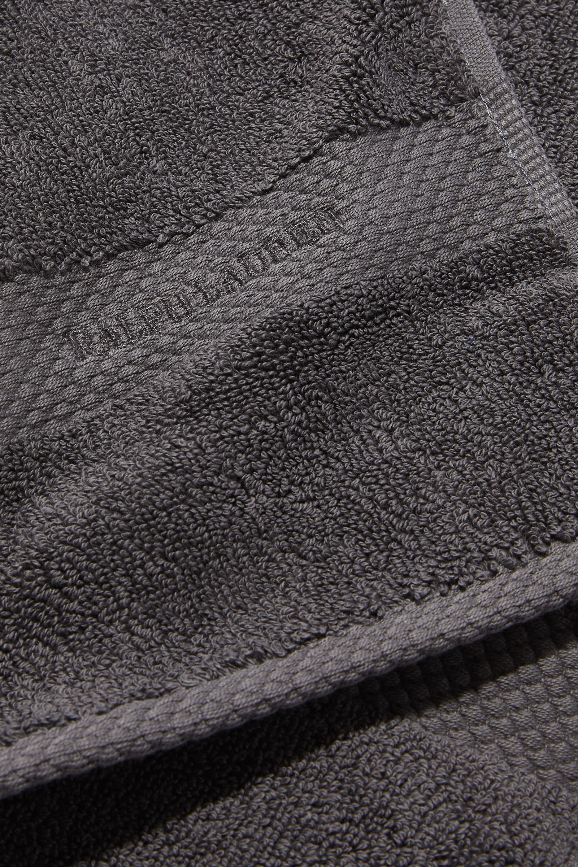 Avenue Bath Collection