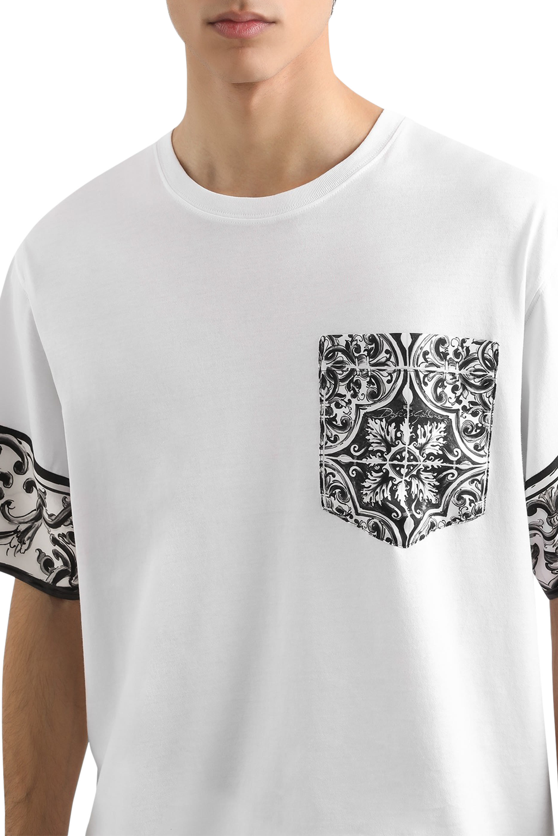 Short-Sleeved T-Shirt with Majolica Print