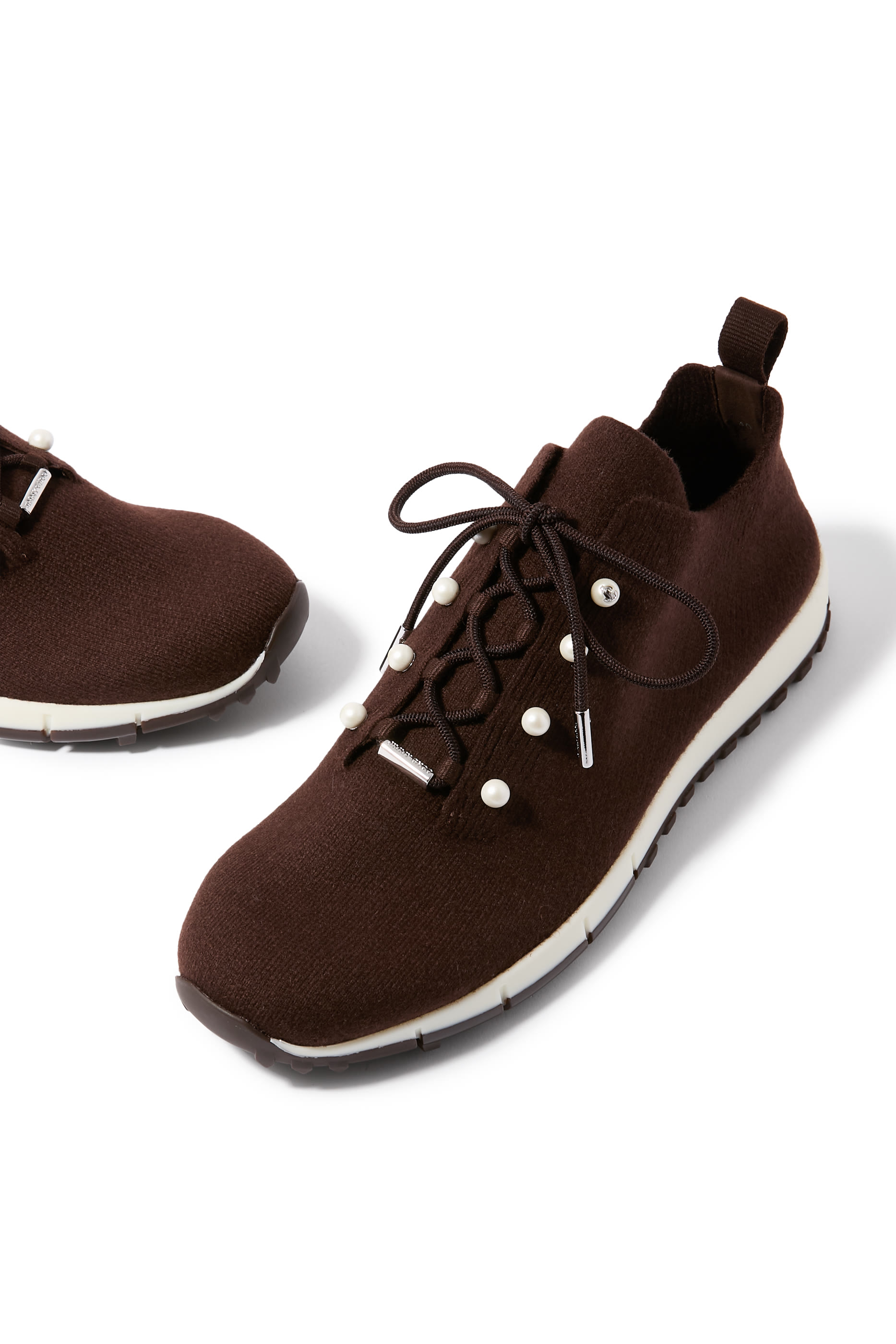  Veles Low Top Sneakers