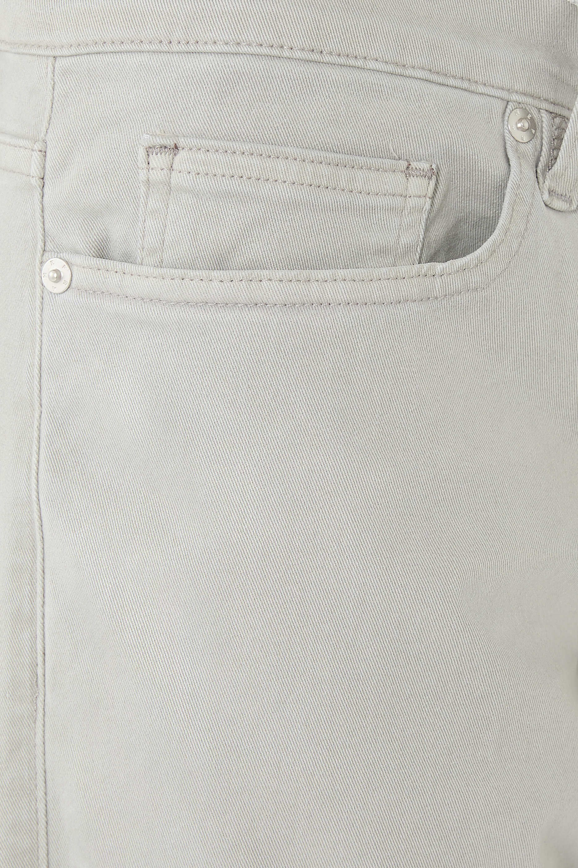 L&rsquo;Homme Slim Fit Jeans