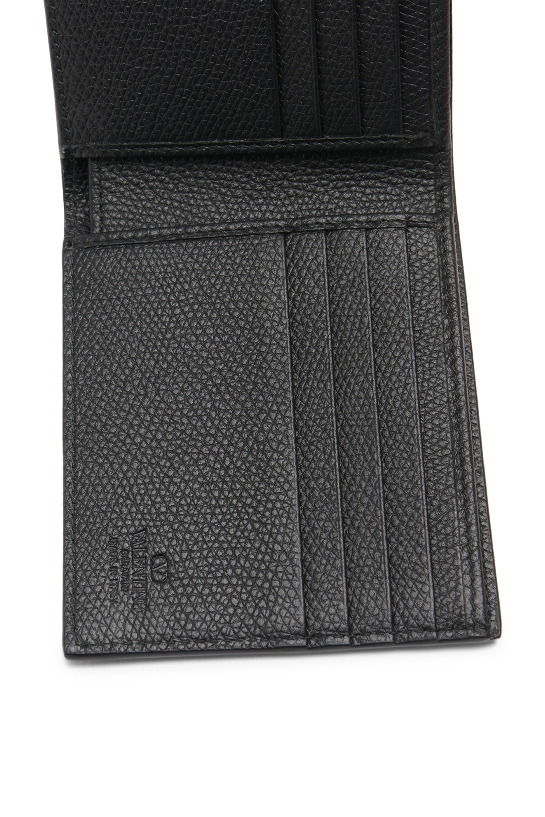 VLogo Signature Grainy Calfskin Wallet