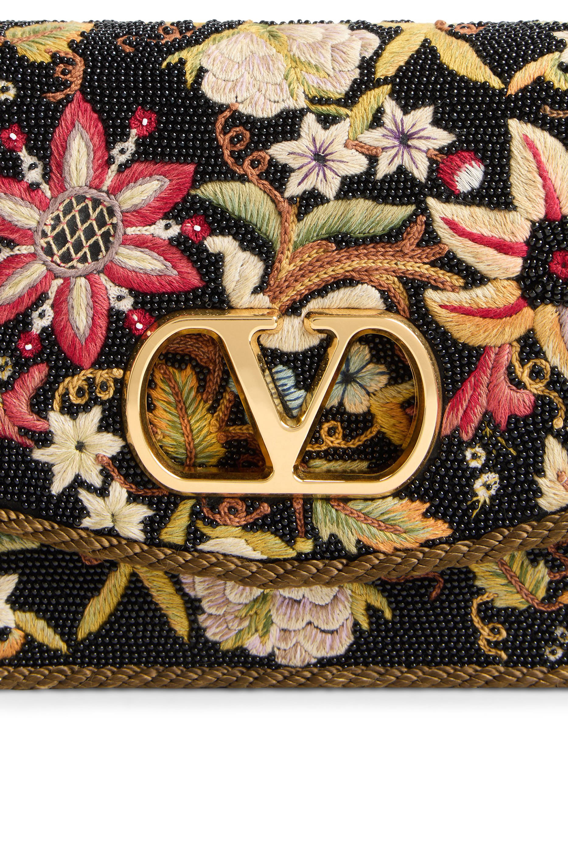 Vain Embroidered Shoulder Bag
