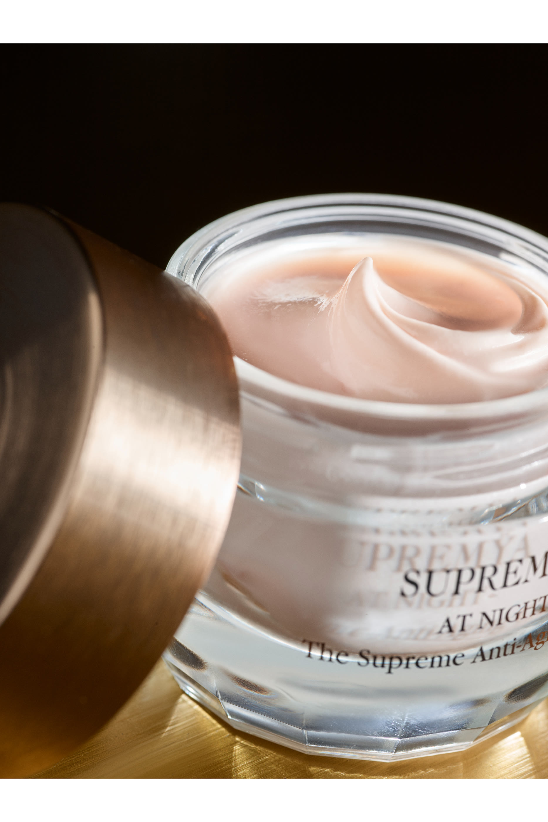 Suprem&yuml;a At Night The Supreme Anti-Aging Eye Cream