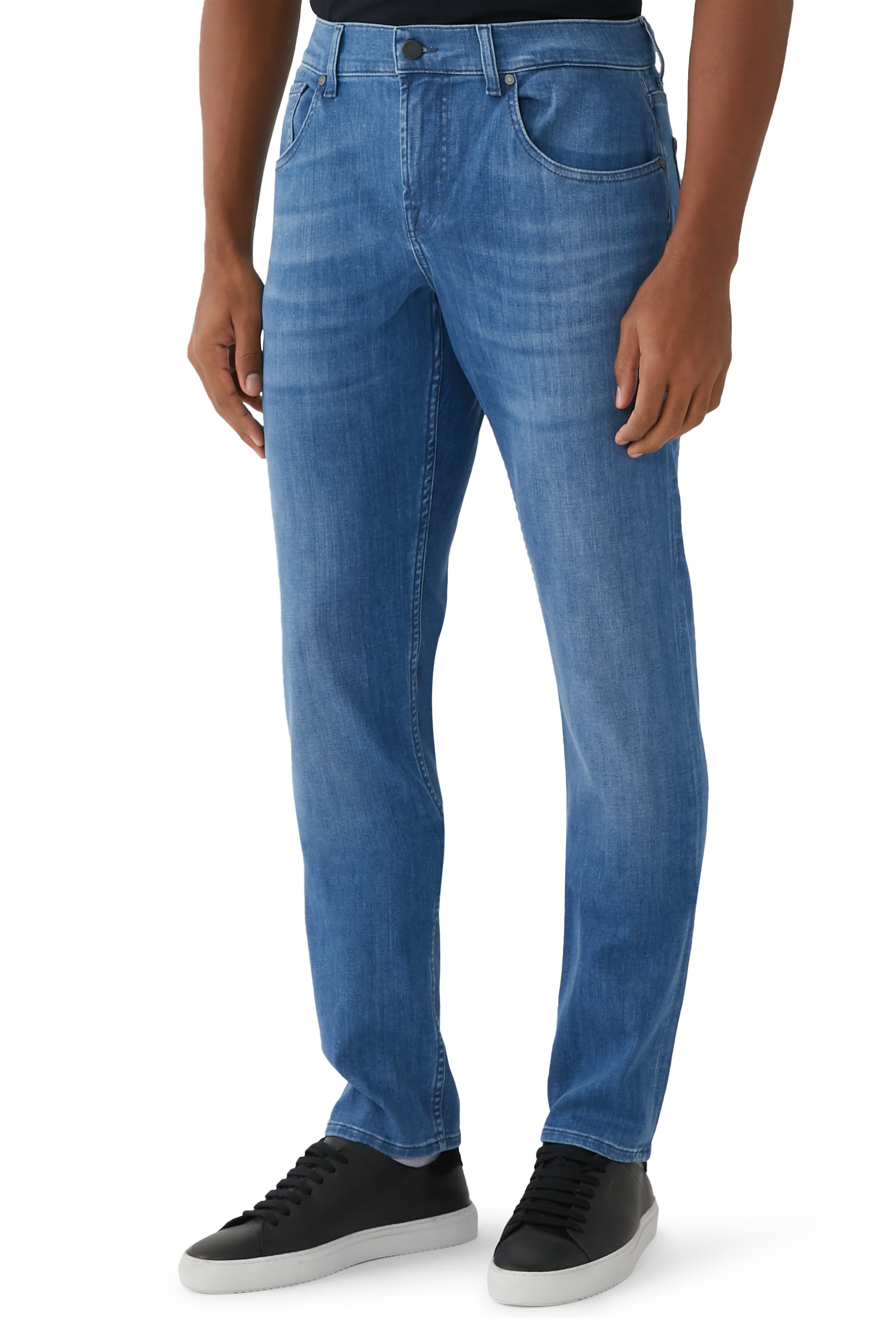 Slimmy Tapered Luxe Performance Jeans