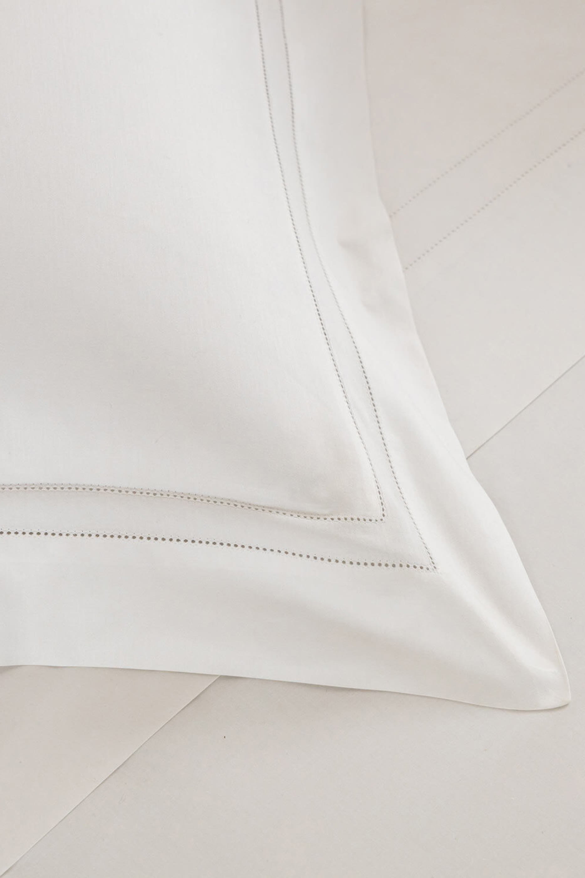 Doppio Ajour Duvet Cover