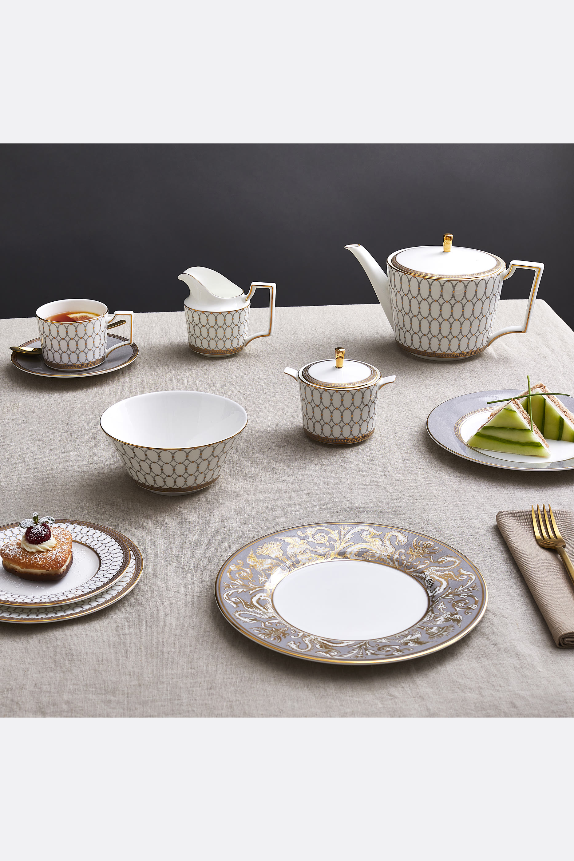 Renaissance Grey Teacup & Saucer